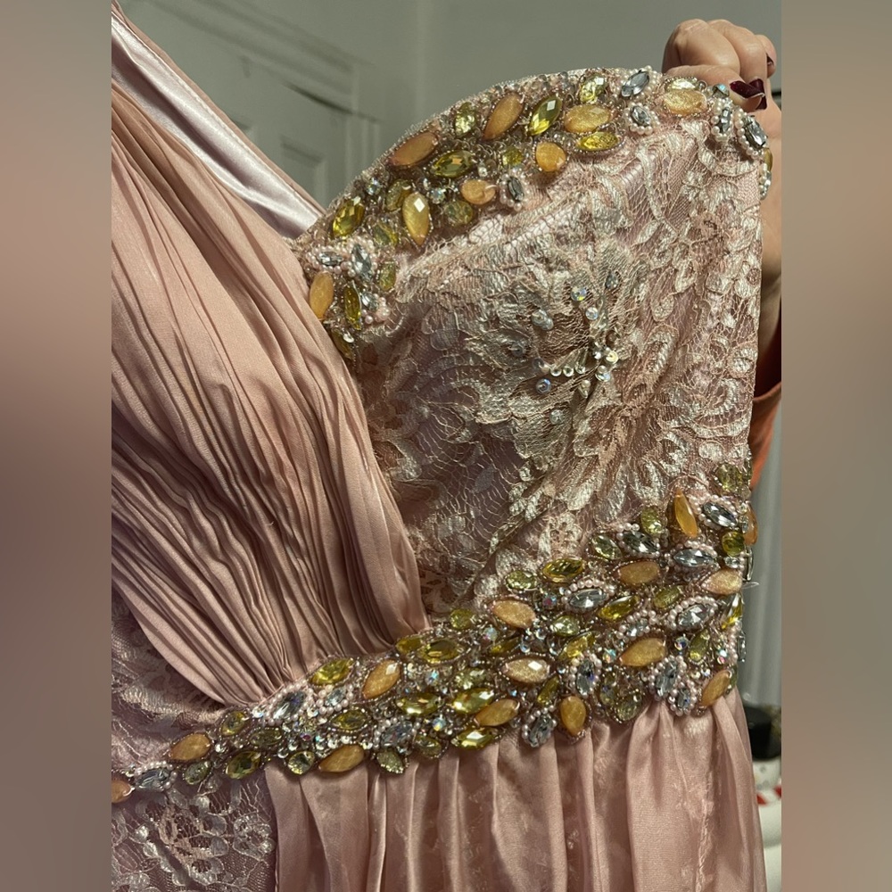 TERANI COUTURE DRESS - Picture 3 of 9